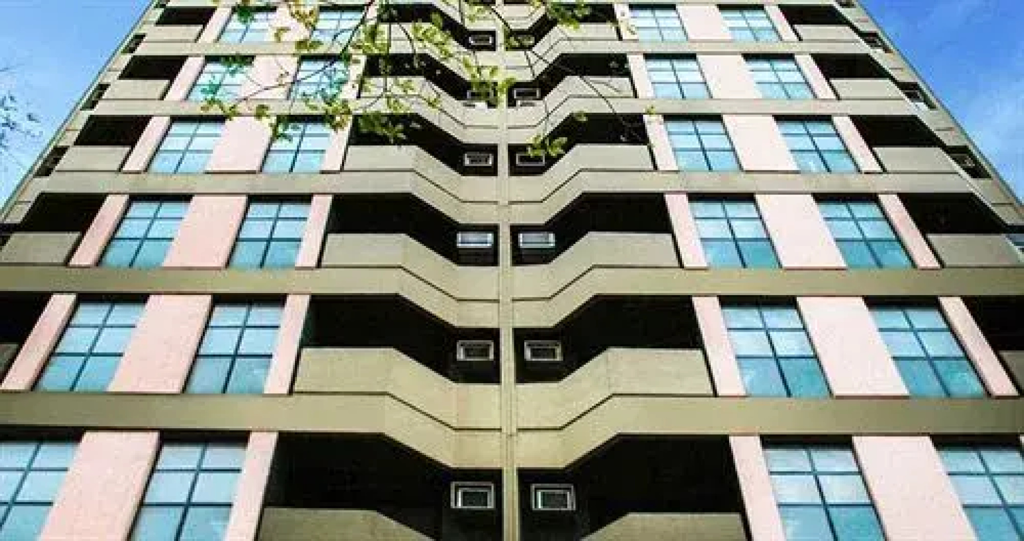 Cezanne Plaza Apart Hotel