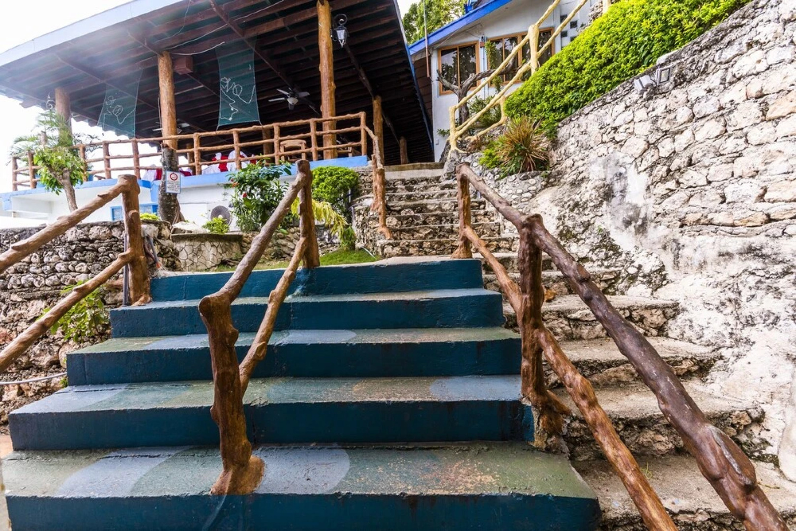 Dakong Bato Beach And Leisure Resort by OYO Rooms