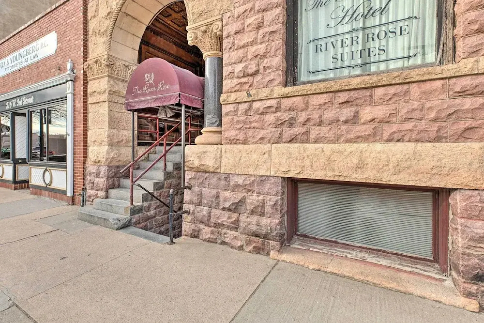 Pet-friendly Apt: Walk to Missouri River!