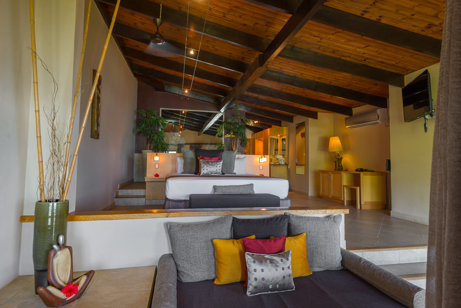 Coco de Mer Hotel and Black Parrot Suites