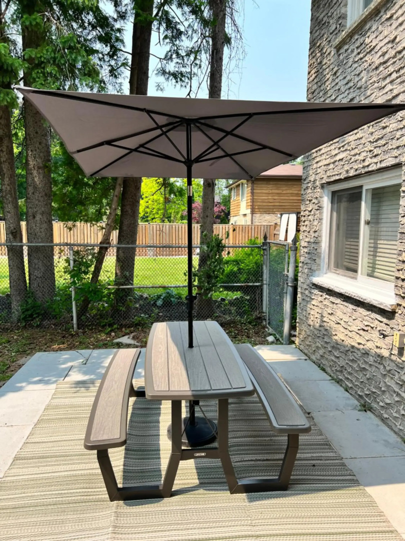 Tranquil & Cozy 30 min to Toronto ~ Backyard ~ Pkg