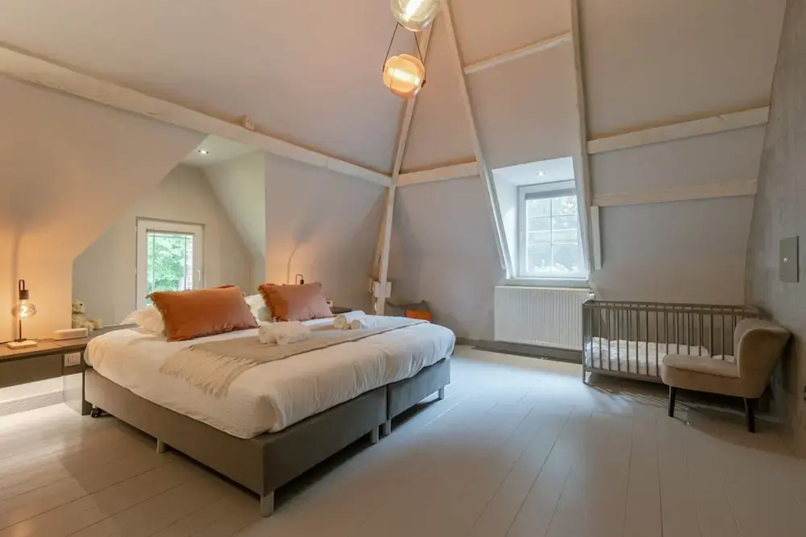 Unique and Very Exclusive Villa Gentbos With Stunning Garden