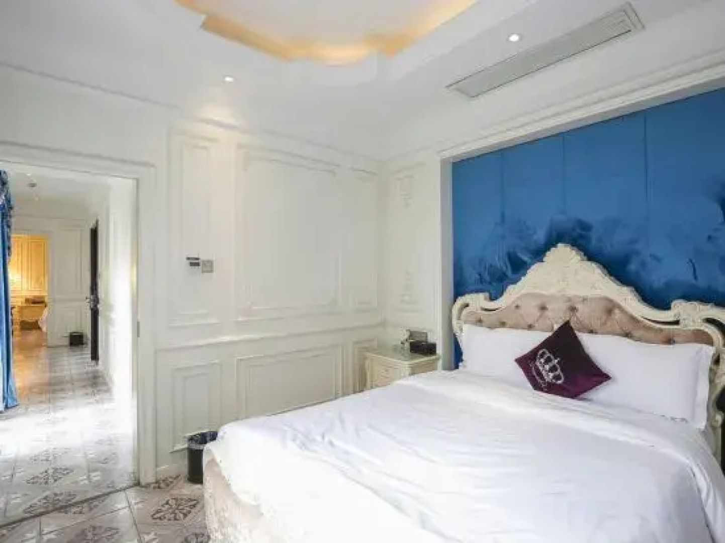 Meishan Yichuan Earl Hotel (Meishan East Railway Station Wanda Plaza)