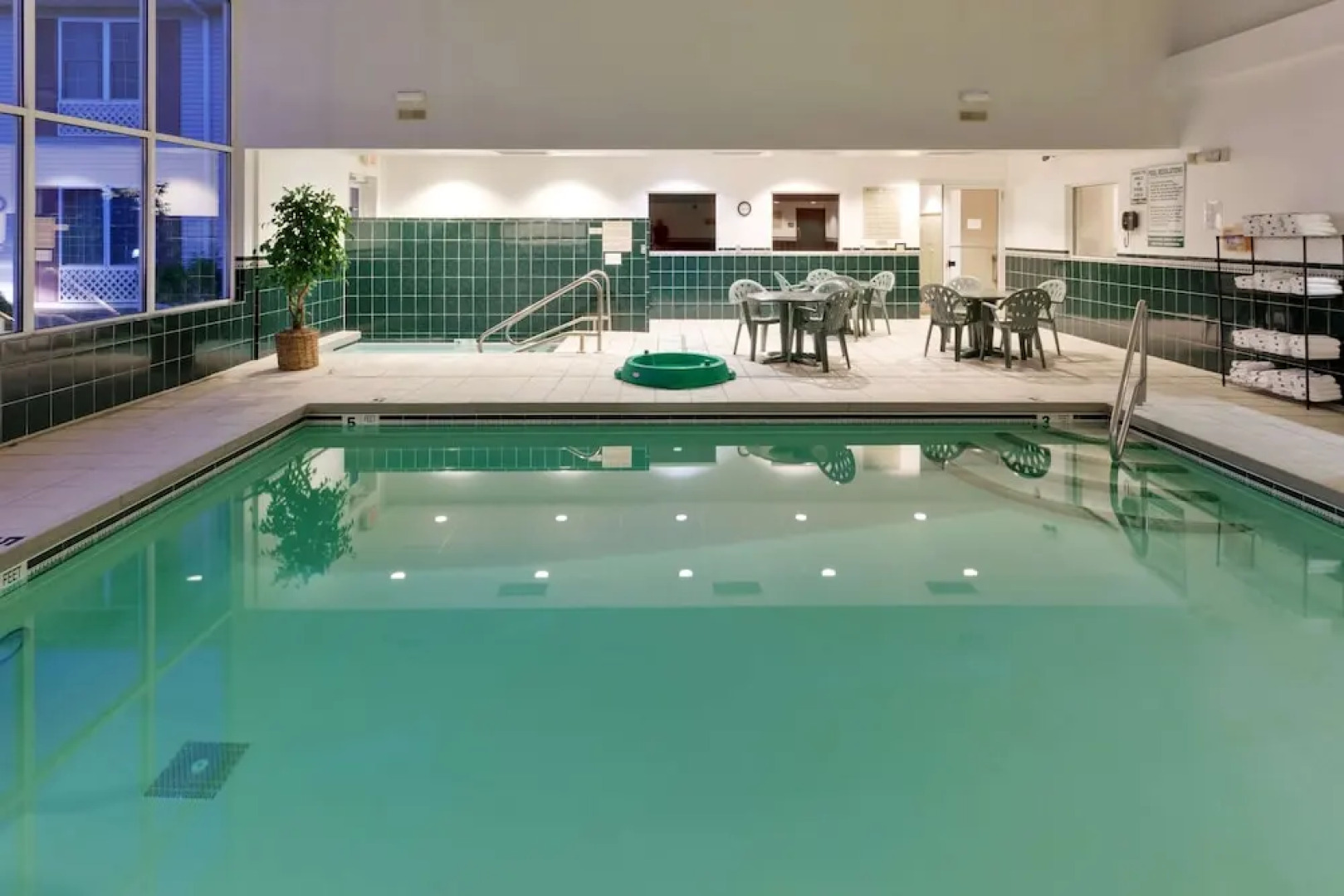 Country Inn & Suites By Carlson Letchworth State Park