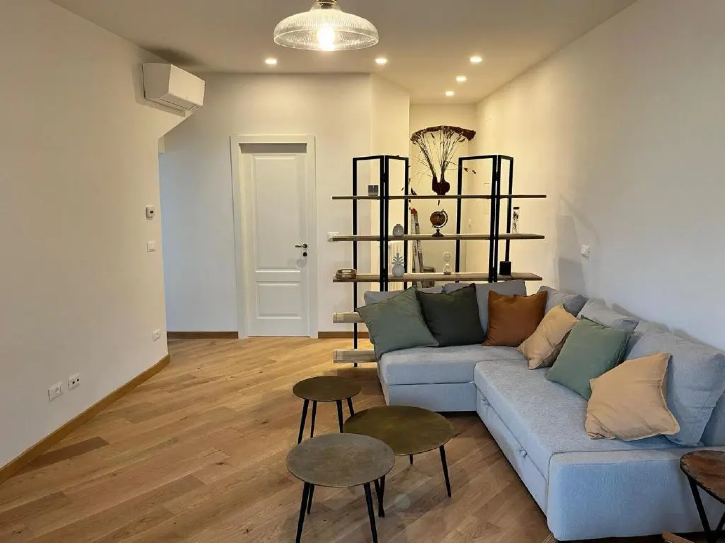 Brand new apartment with seaview & private parking