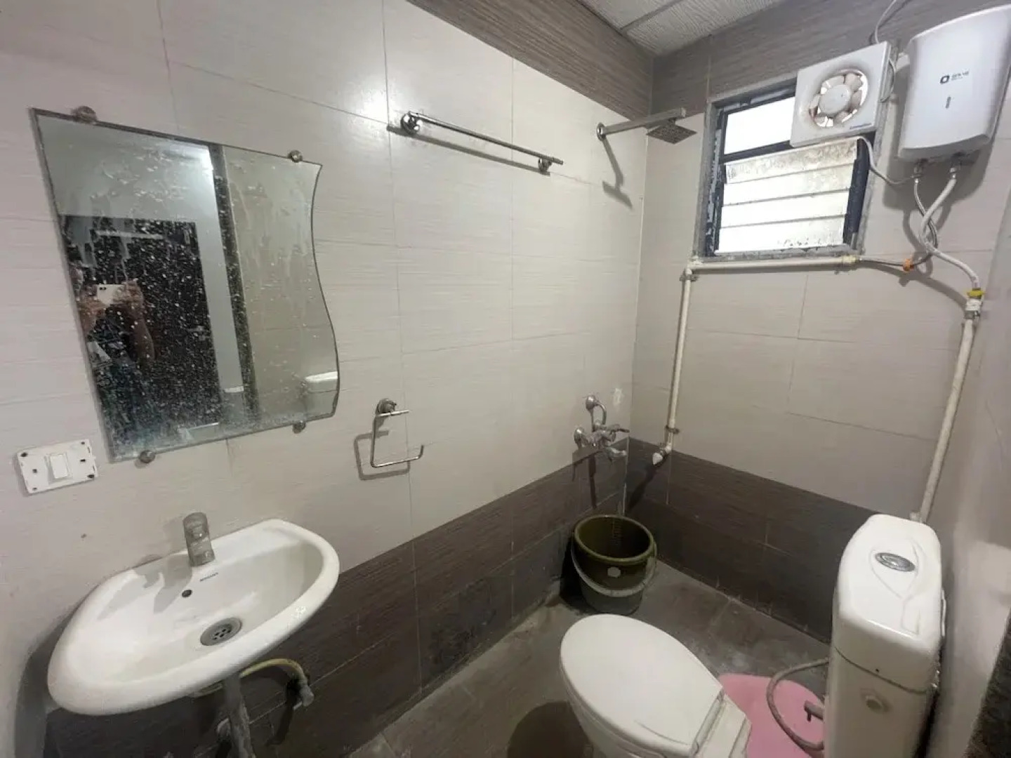 Hotel Narayan Executive Gujrat