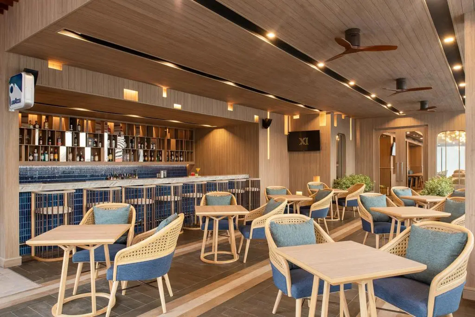 Eleven Hotel Bangkok