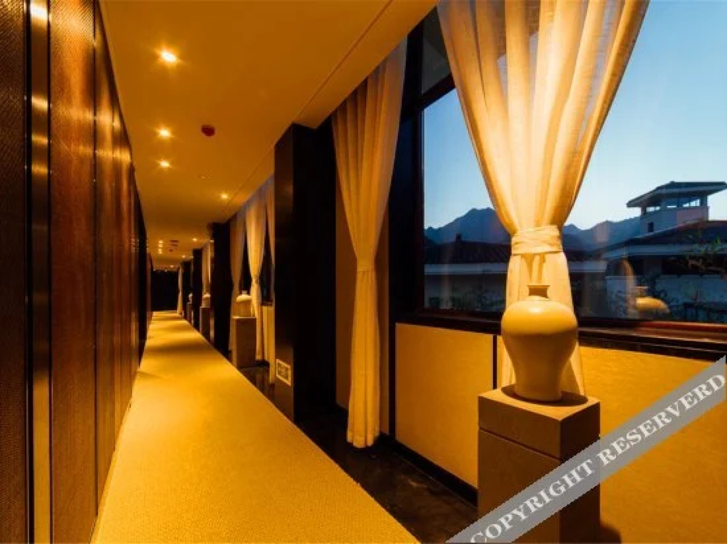 Yihe Funiu Shanju Hot Spring  Hotel