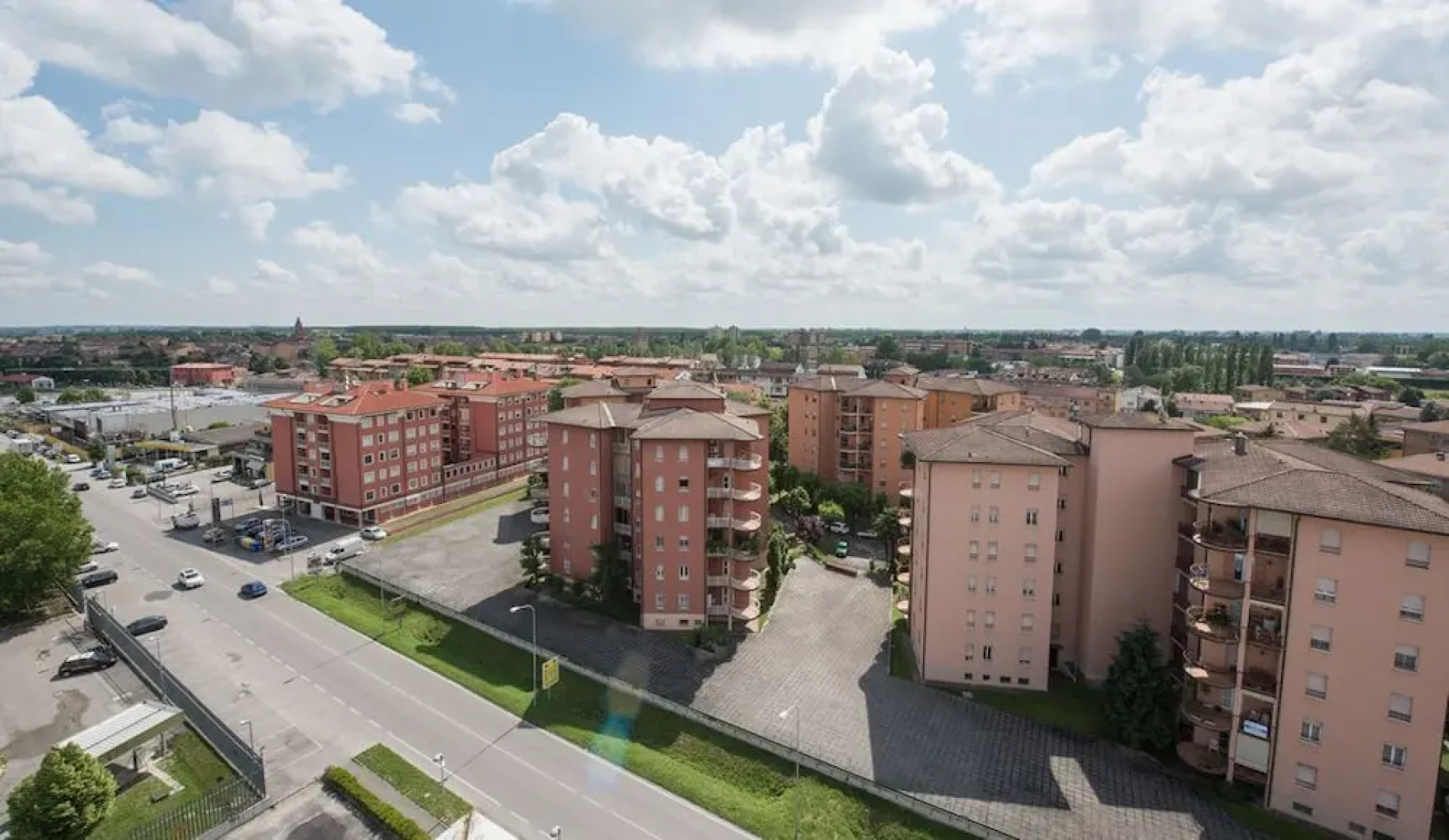 White Palace Hotel & Residence