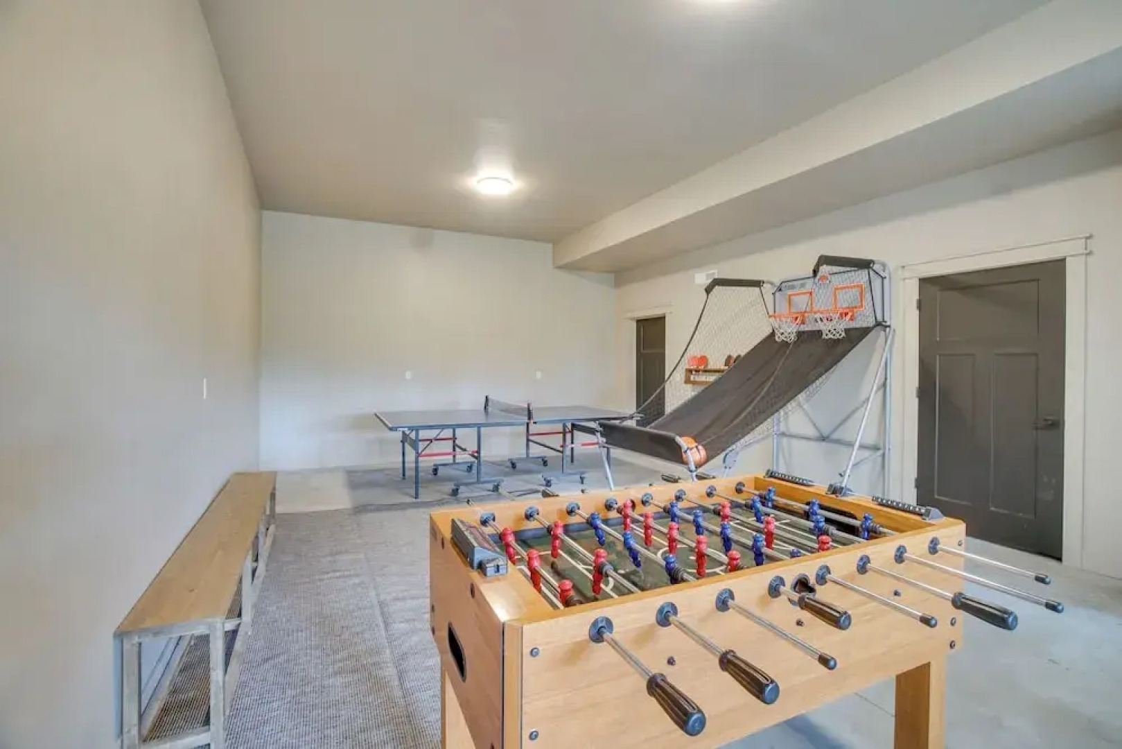 Sled Hill & Hot Tub Access: Mccall Family Cabin!