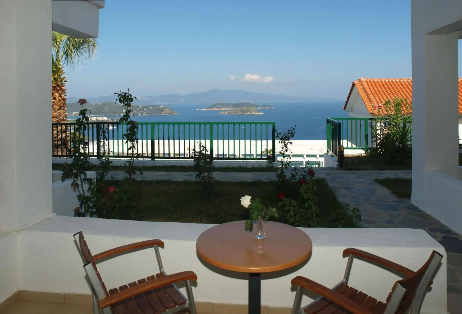 Skiathos Club Hotel Suites
