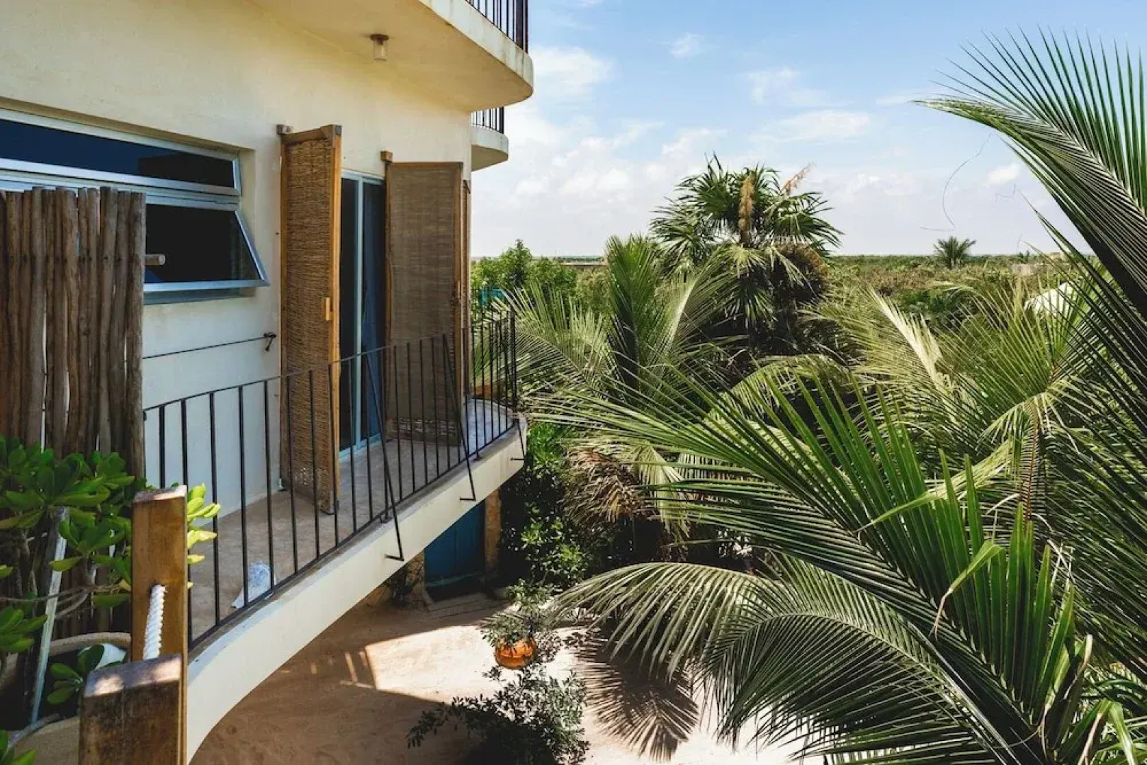 Casa Mia El Cuyo Eco Beach Boutique