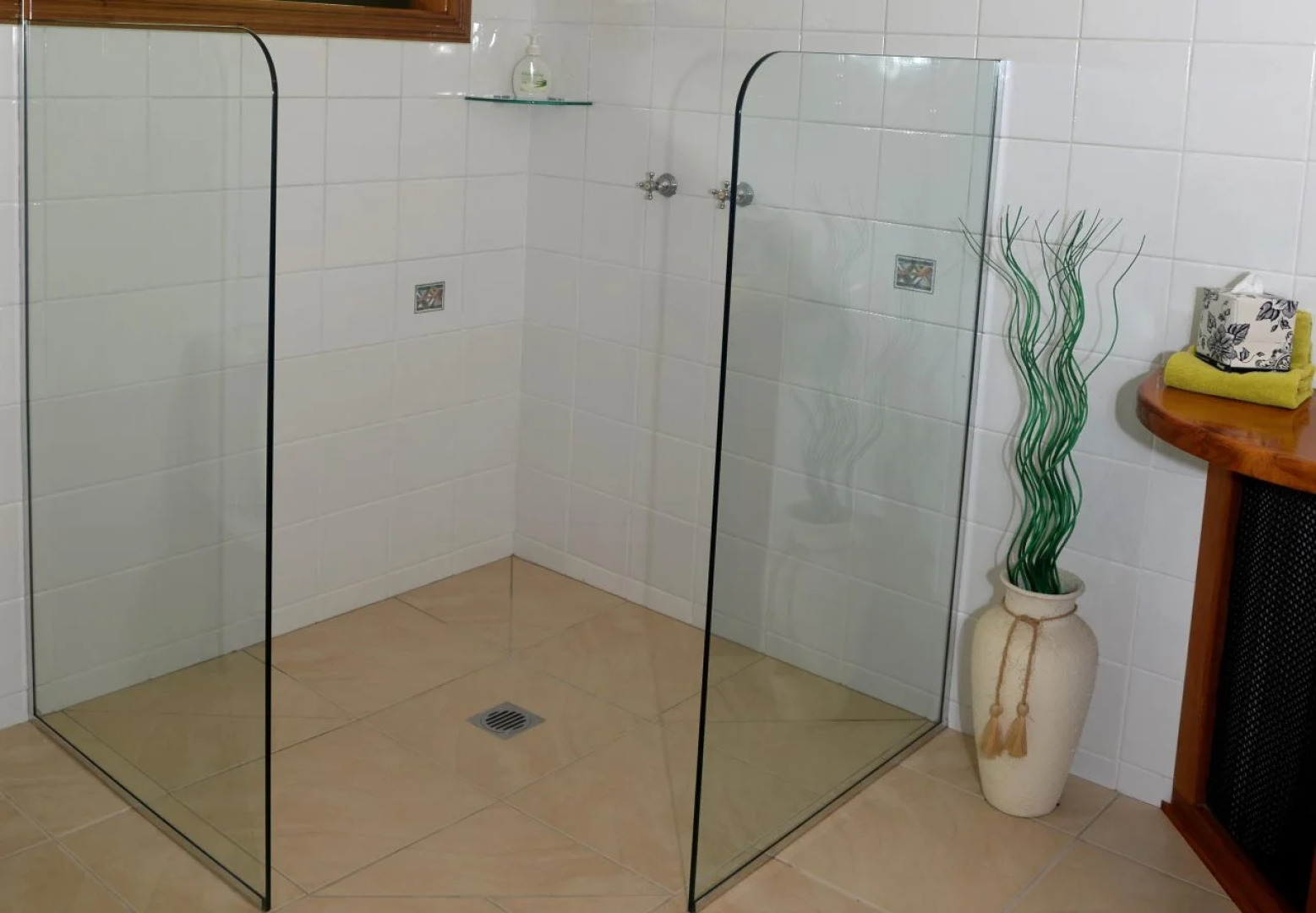 Hibiscus Lodge Bed & Breakfast