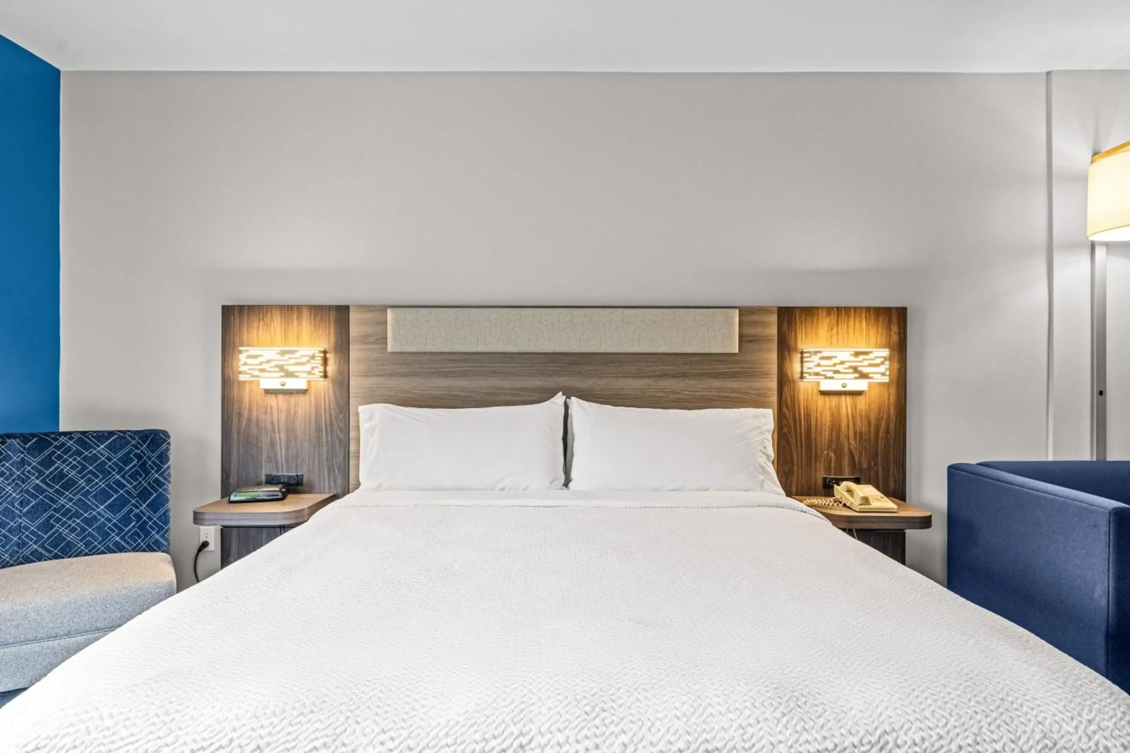 Holiday Inn Express Hotel & Suites Carneys Point by IHG