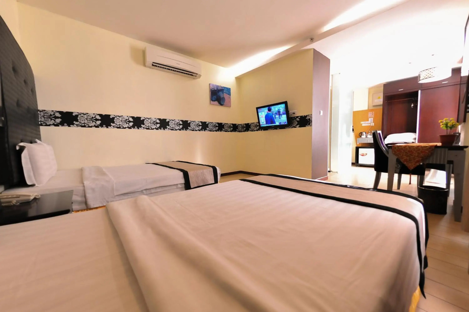 Shervinton Executive Boutique Hotel