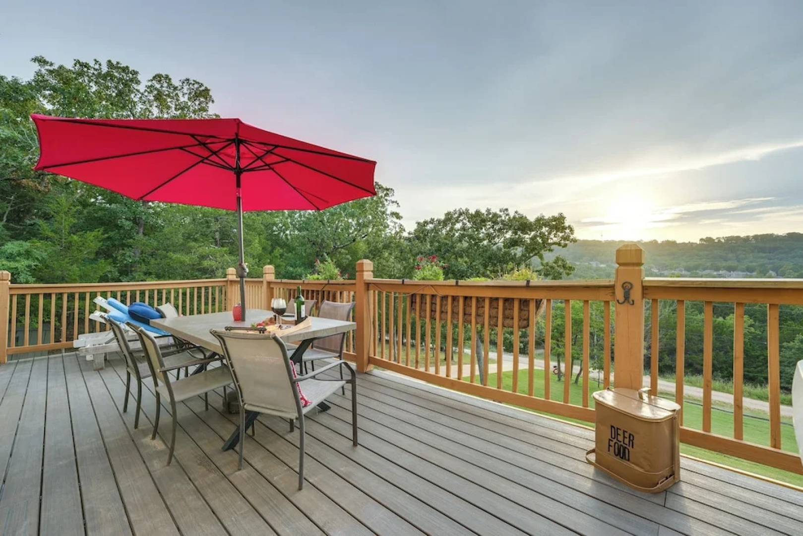Hot Tub & Fire Pit! Lake-view Home in Blue Eye