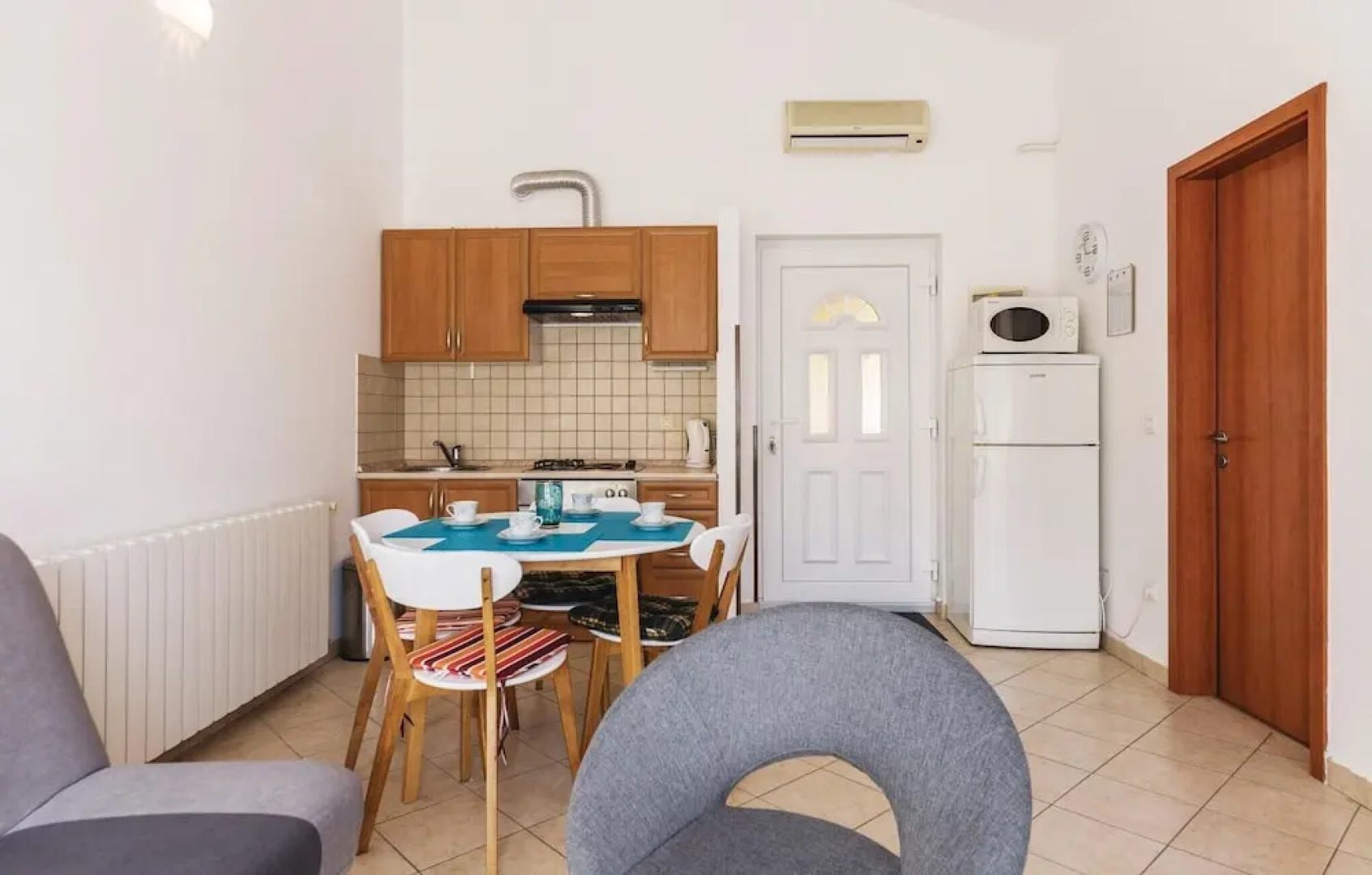 Awesome Home in Banjole With Wifi and 1 Bedrooms