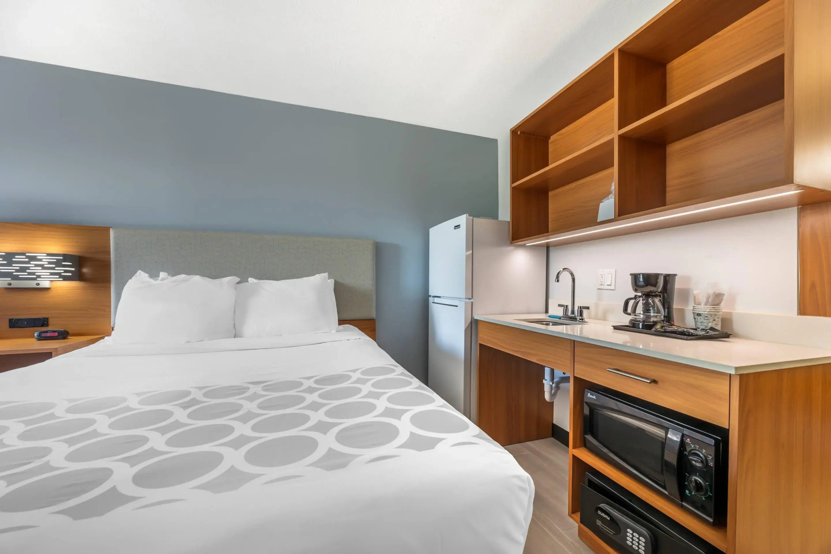 Suburban Studios Branson On The Strip