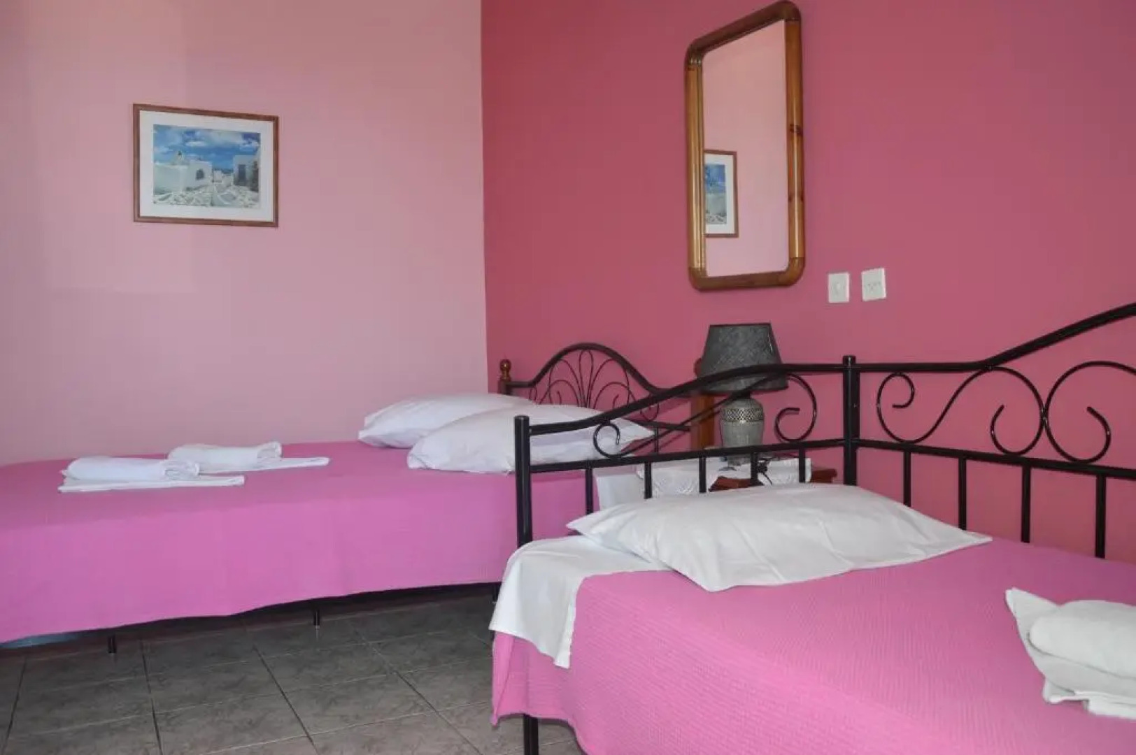 Meltemi Rooms and Studios