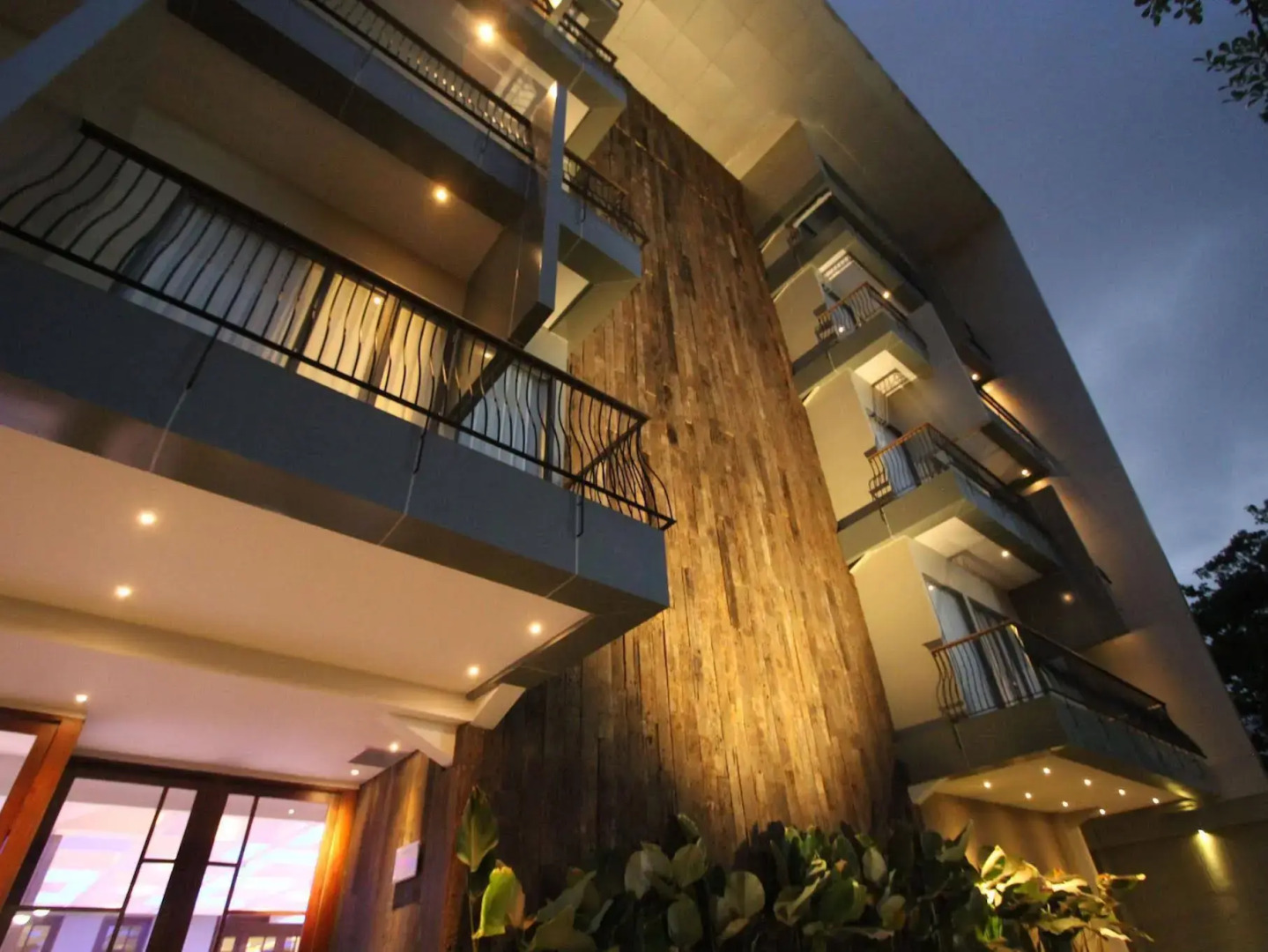 The 1O1 Bandung Dago