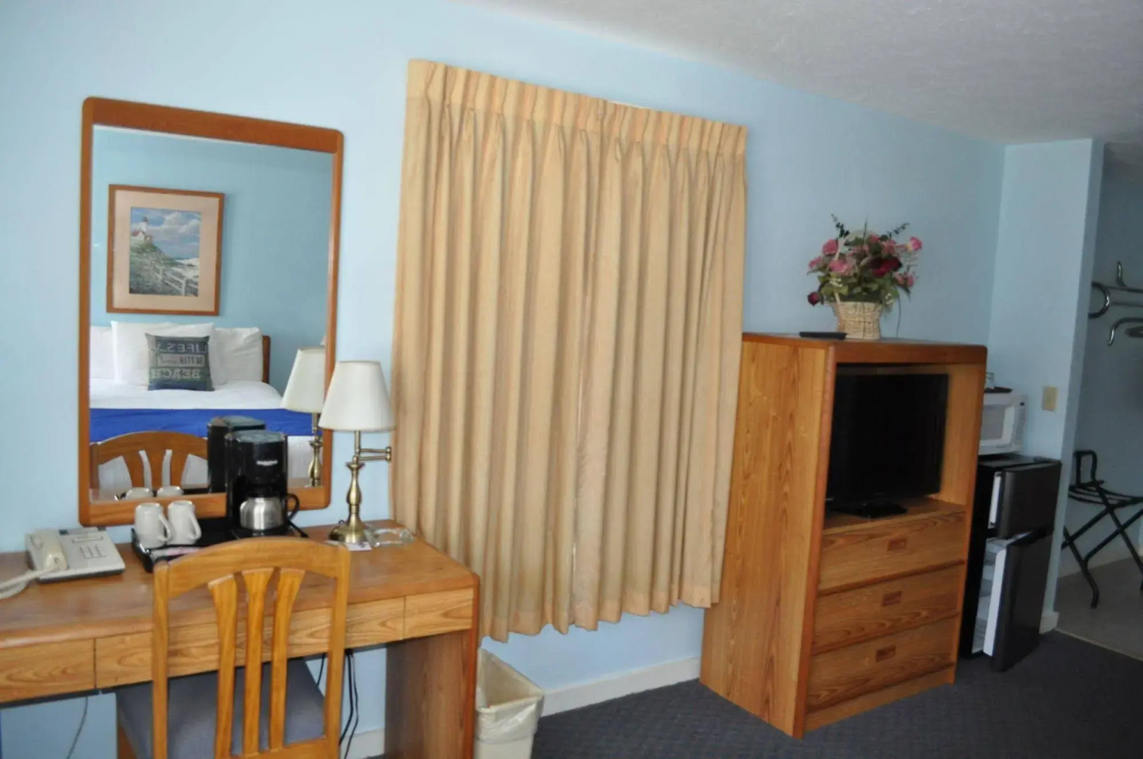 Stage Run By The Sea