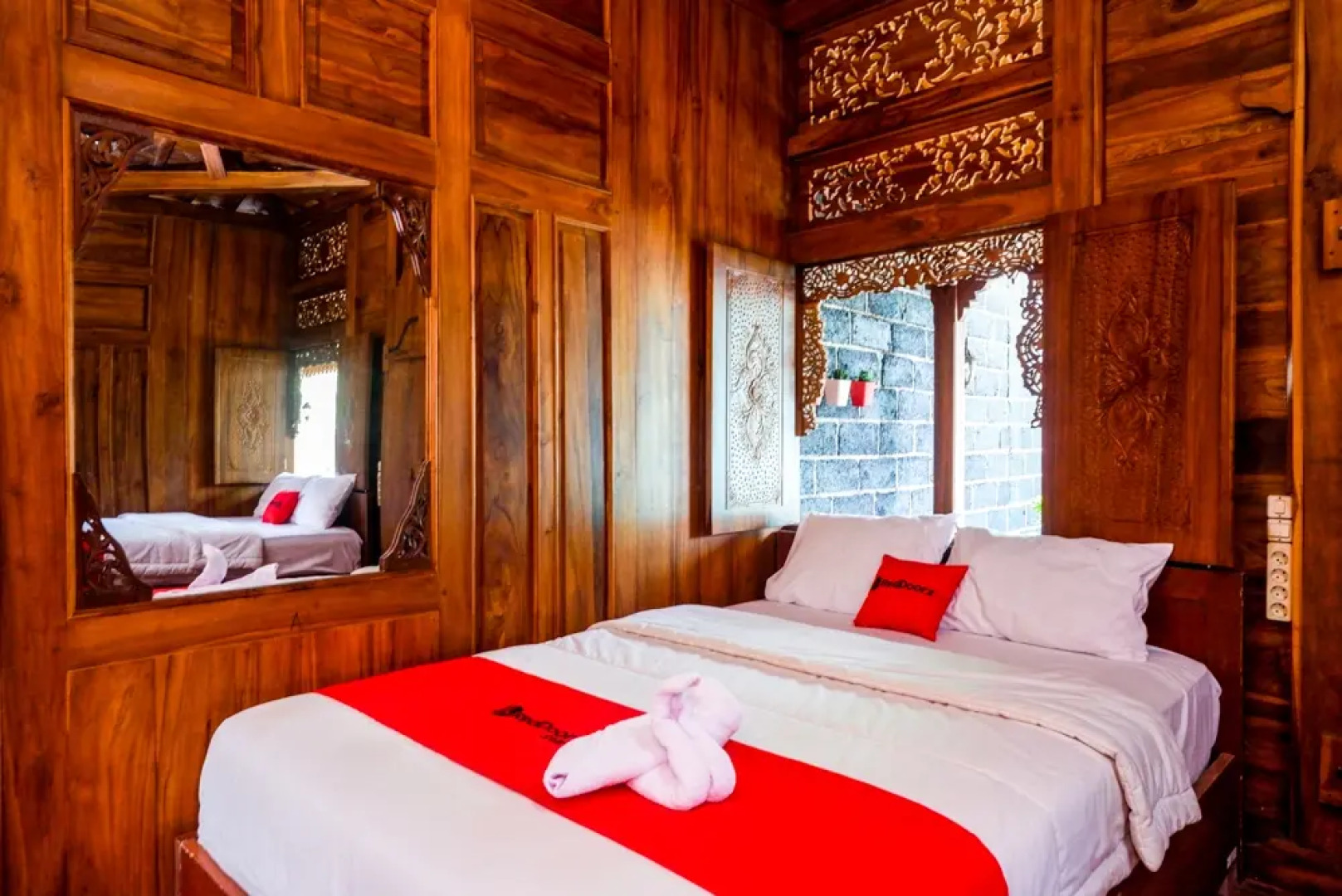 RedDoorz near Terminal Mendolo Wonosobo