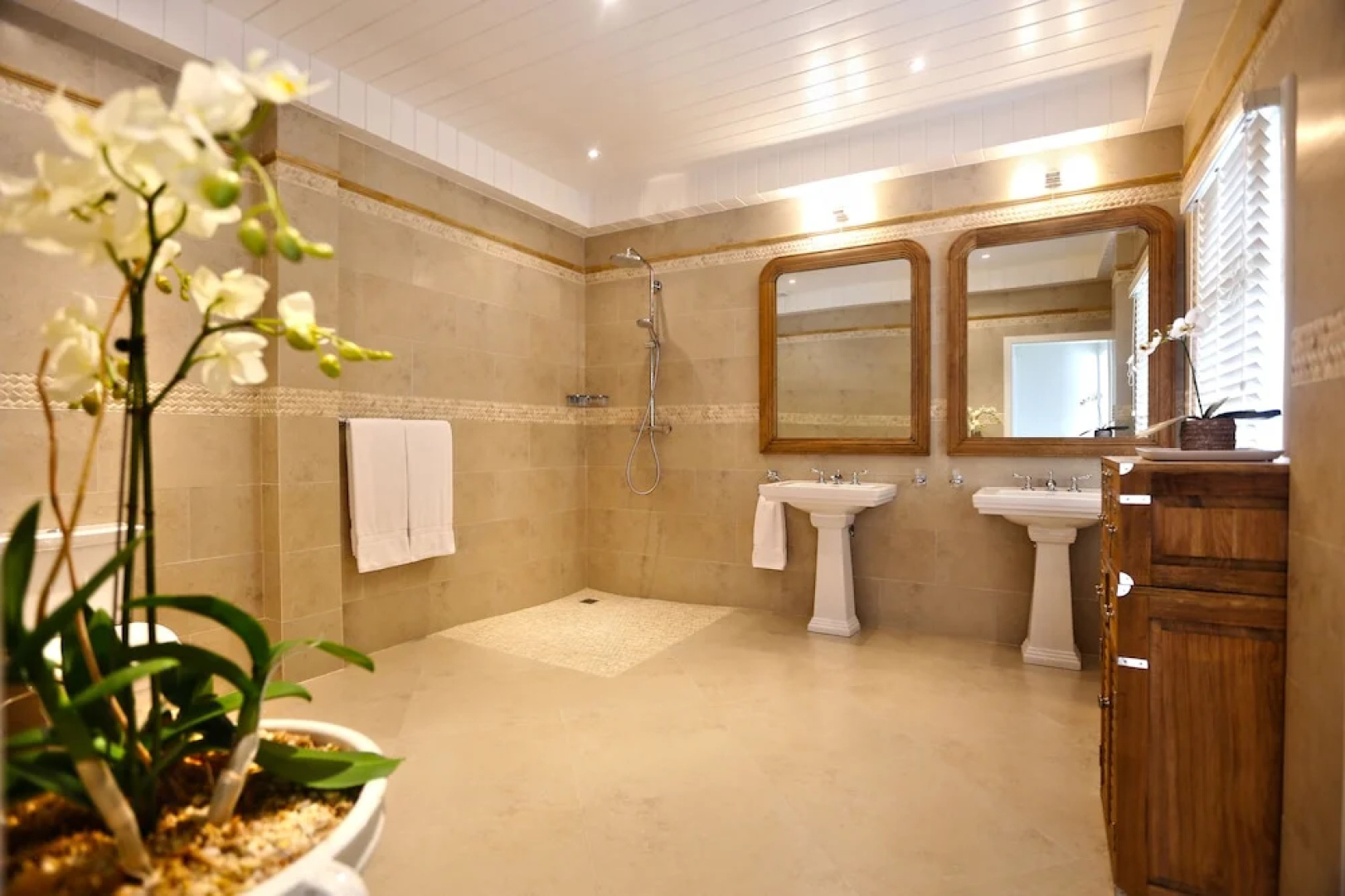 Villa Atlantis