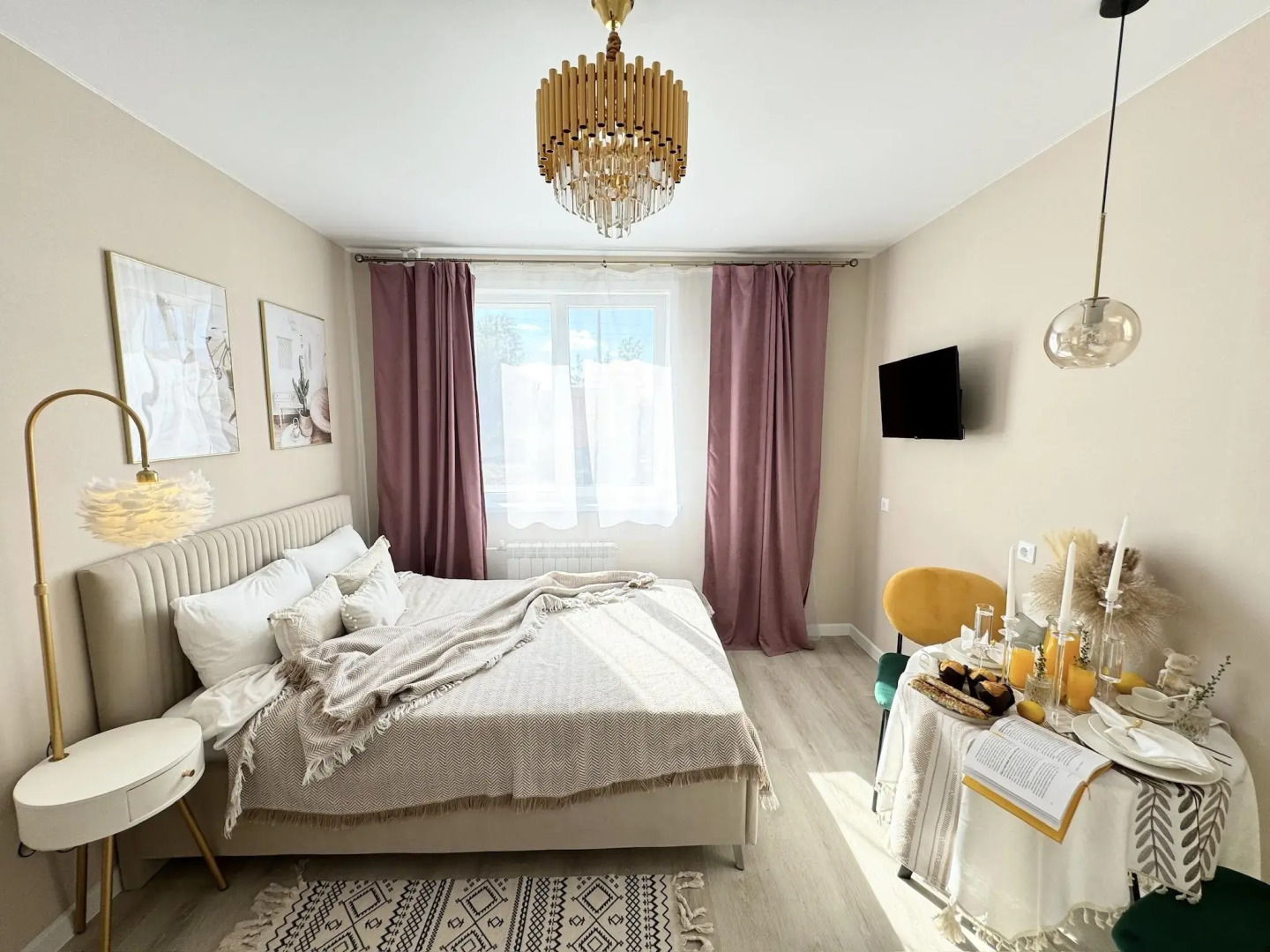 Апартаменты на улице Романтиков 1