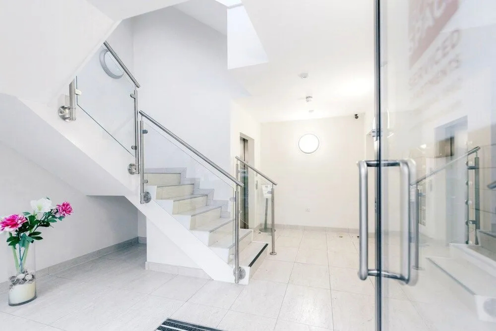 Roomspace Apartments -New Manor House