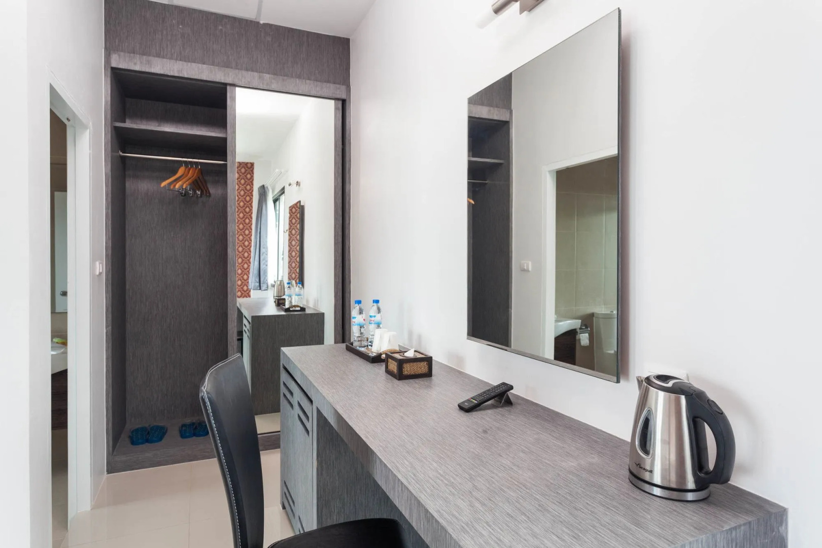 The Thames Pool Access Resort SHA+