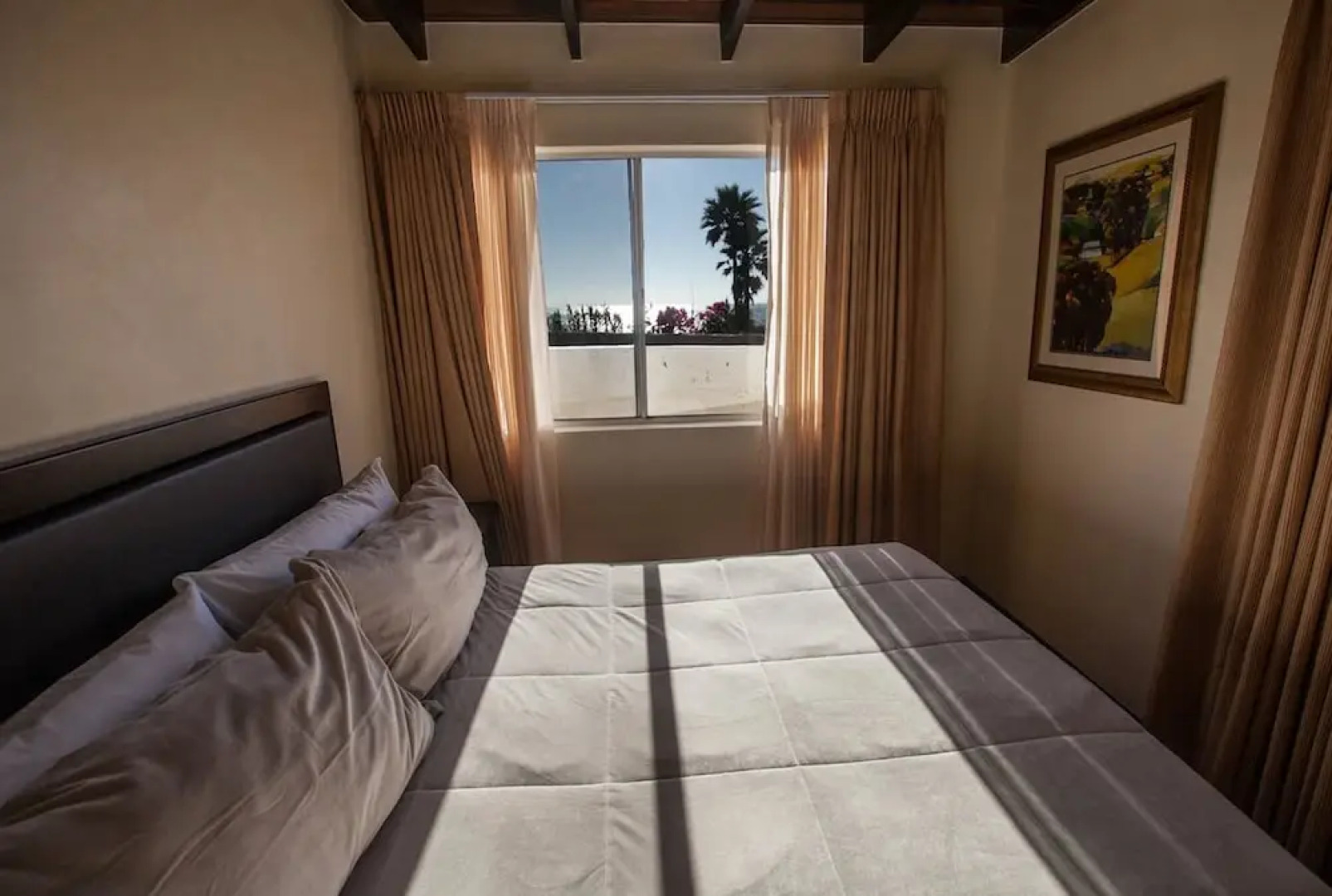 California Villas y Hotel