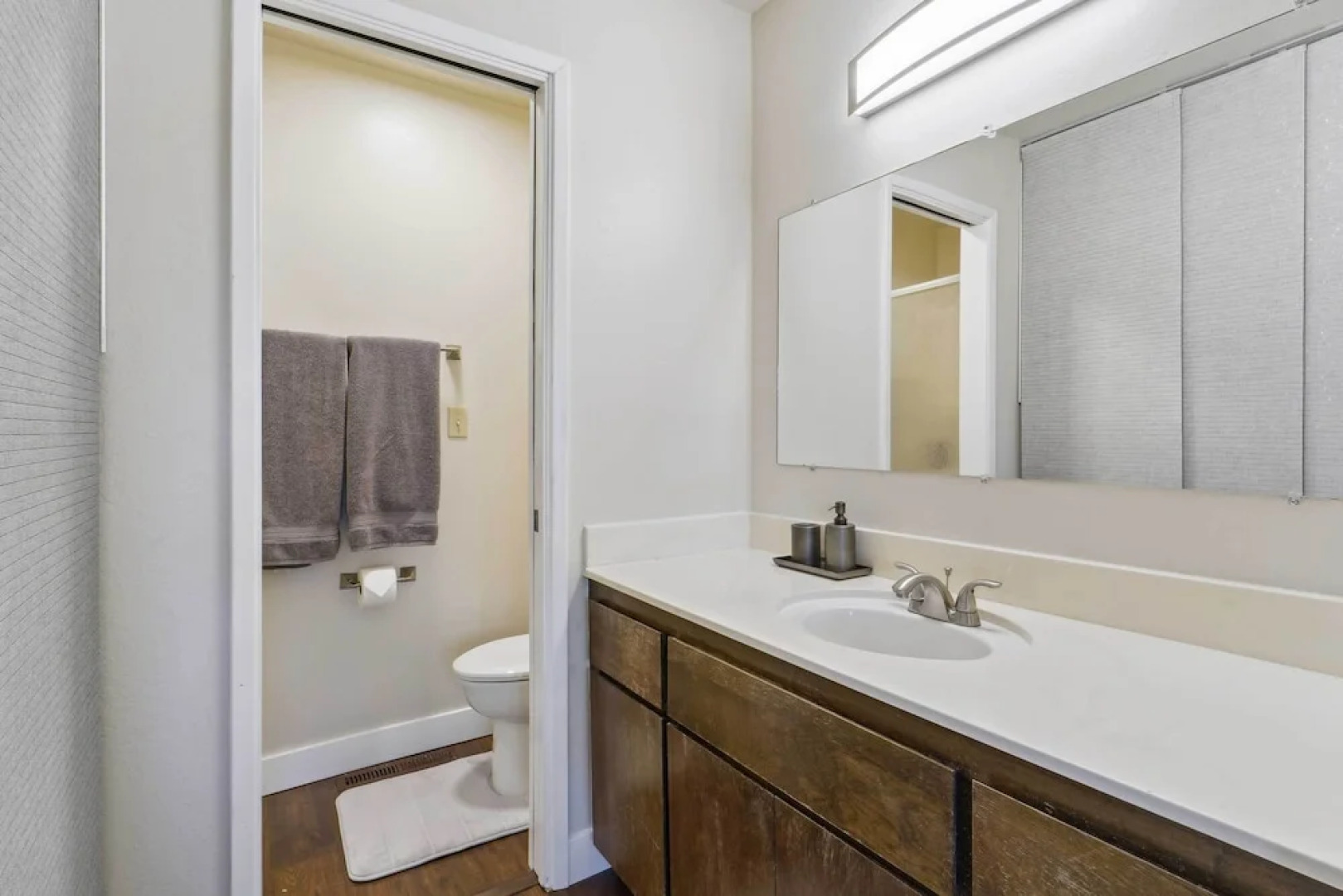 10 Mi to Palisades Tahoe! Condo w/ Game Room