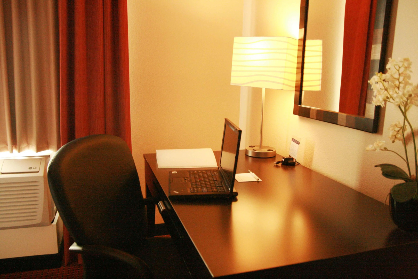 Hampton Inn & Suites Phoenix Chandler-Fashion Center AZ