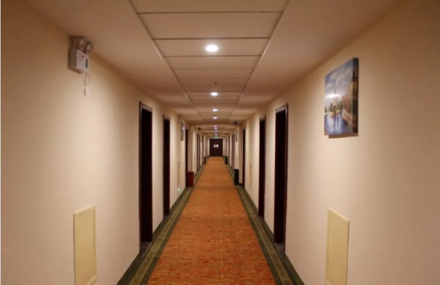 GreenTree Inn QinYang Middle HuaiFu Road Express Hotel