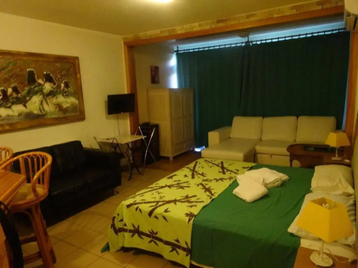 Fare Arearea Sweet Studio