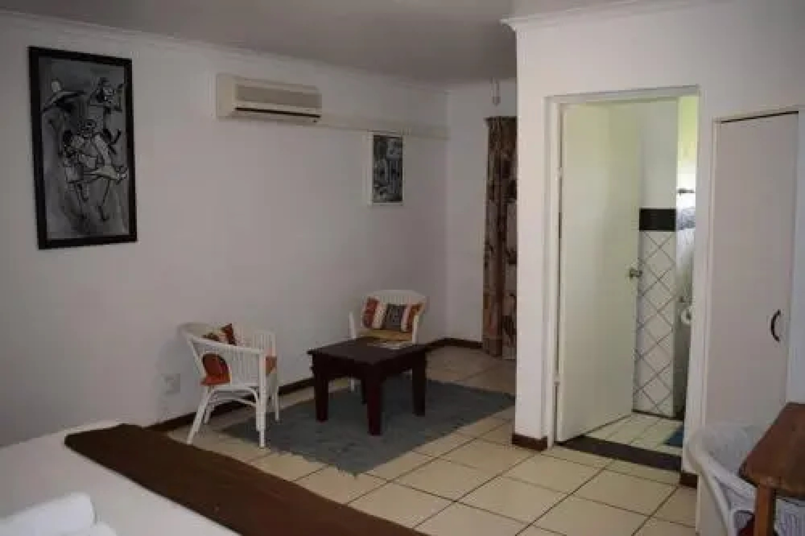 Khaya La Manzi Guest Lodge