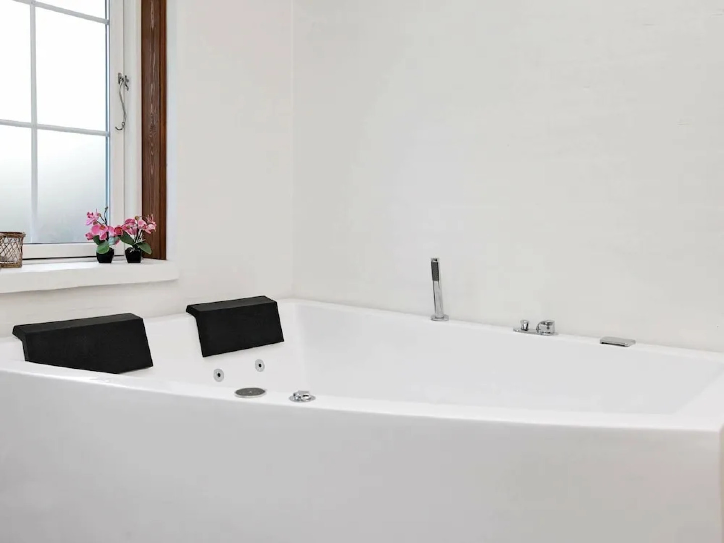 Spacious Holiday Home in Hals With Swimming Pool