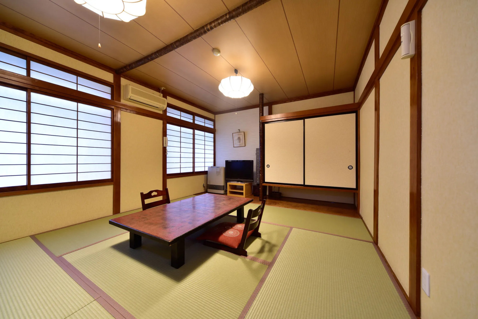 Kusatsu Onsen Kiyoshigekan