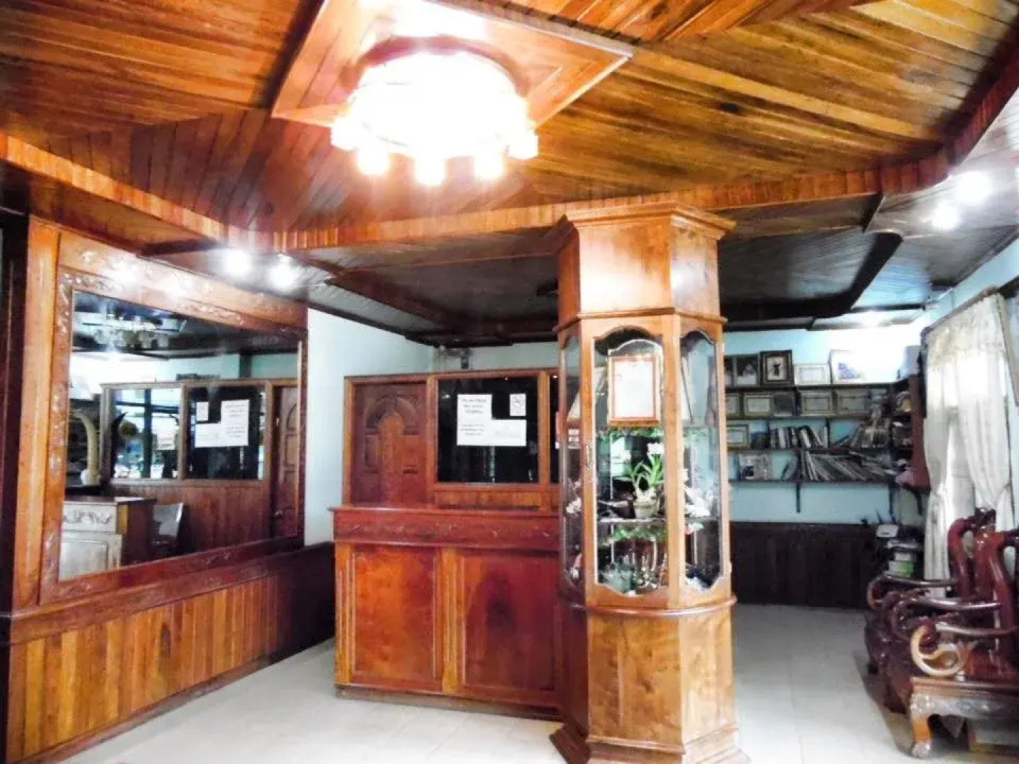 White Orchid Guesthouse