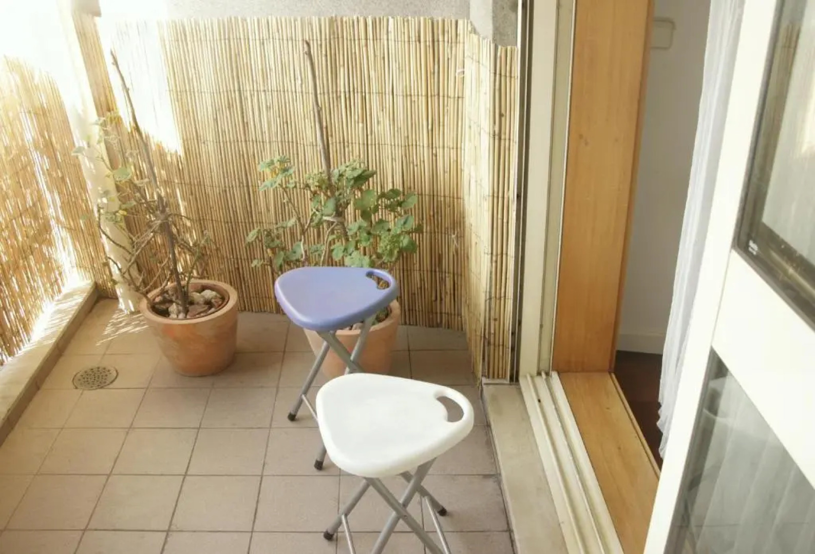 Apartamento Independente Praia & Porto - Limpo e Seguro