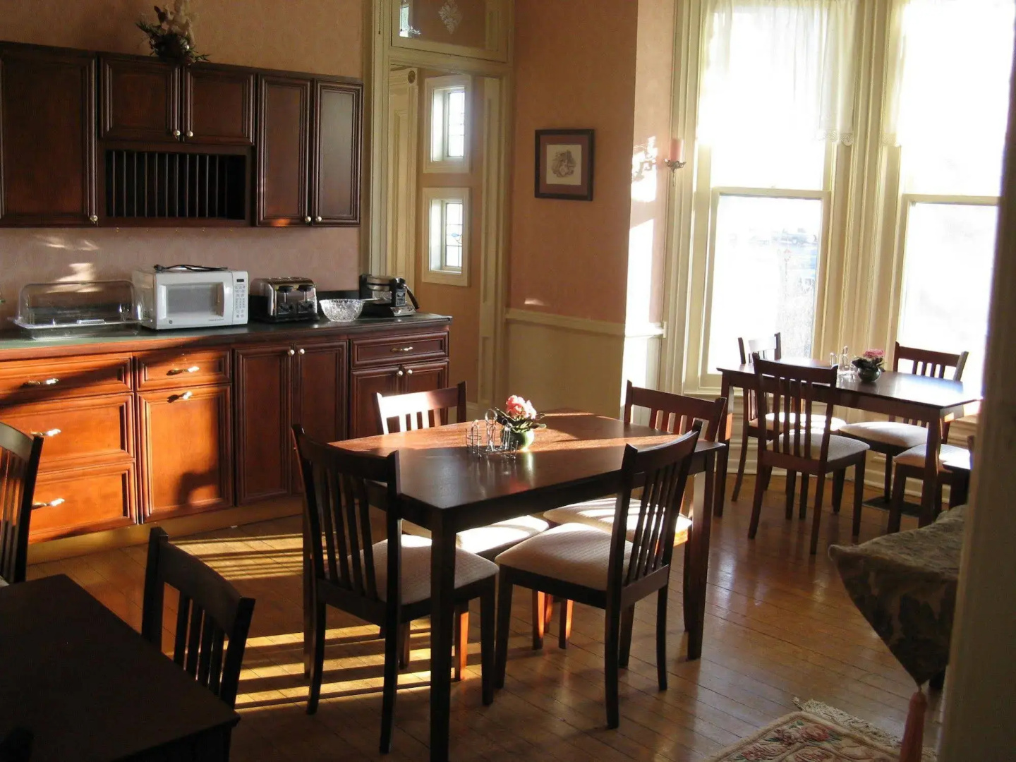 Riverview Mansion