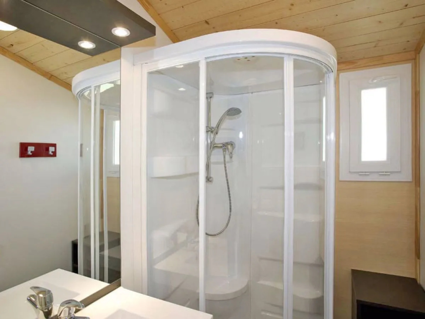 Holiday Home Le Mediterranée - AGL253