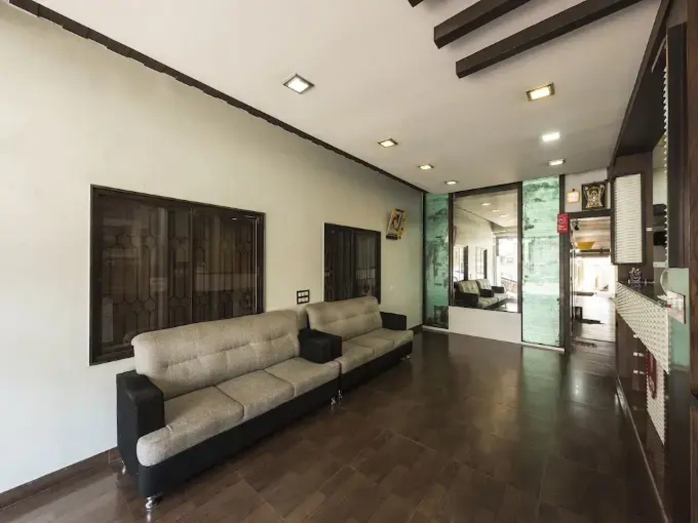 OYO 9918 Sri Venkatesha Residency