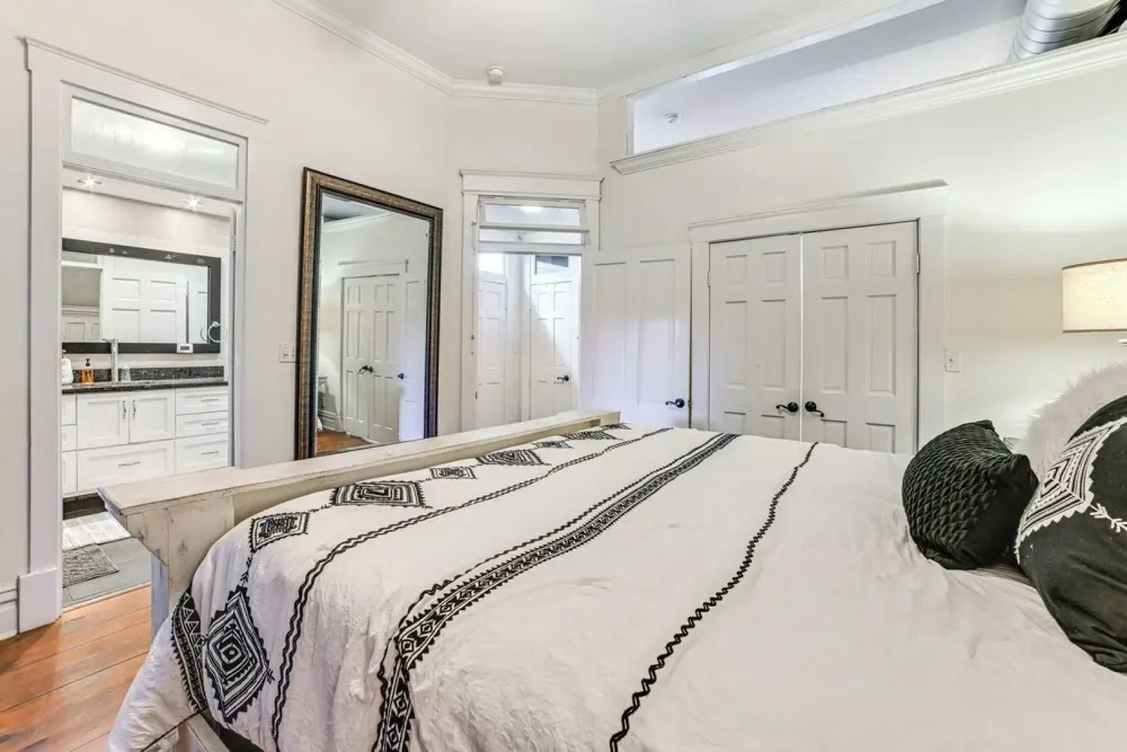 Steps to Historic Riverfront: Chic Dtwn Condo!