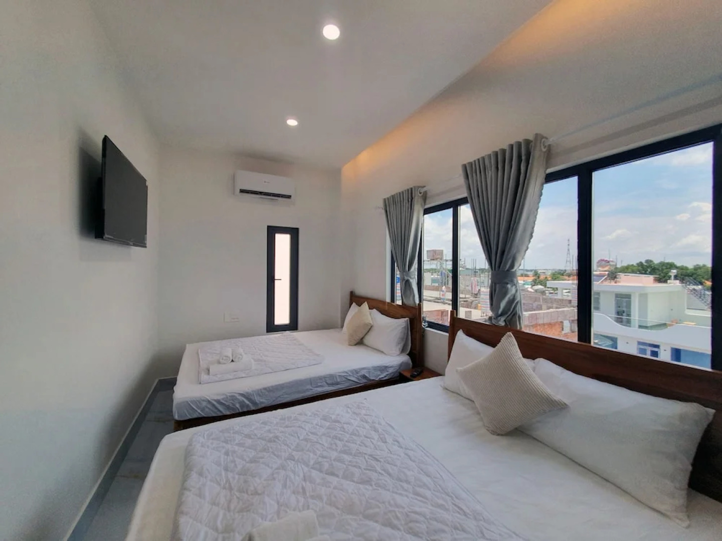 Hero Hostel & Billiards