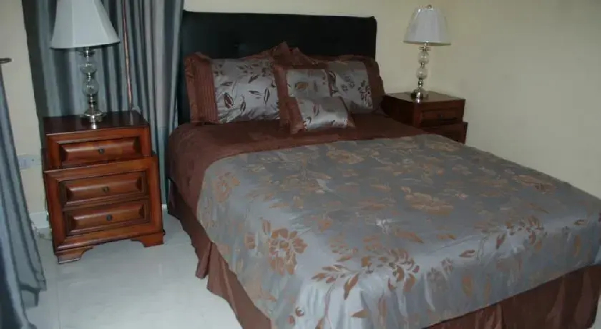 Bay Villa 12