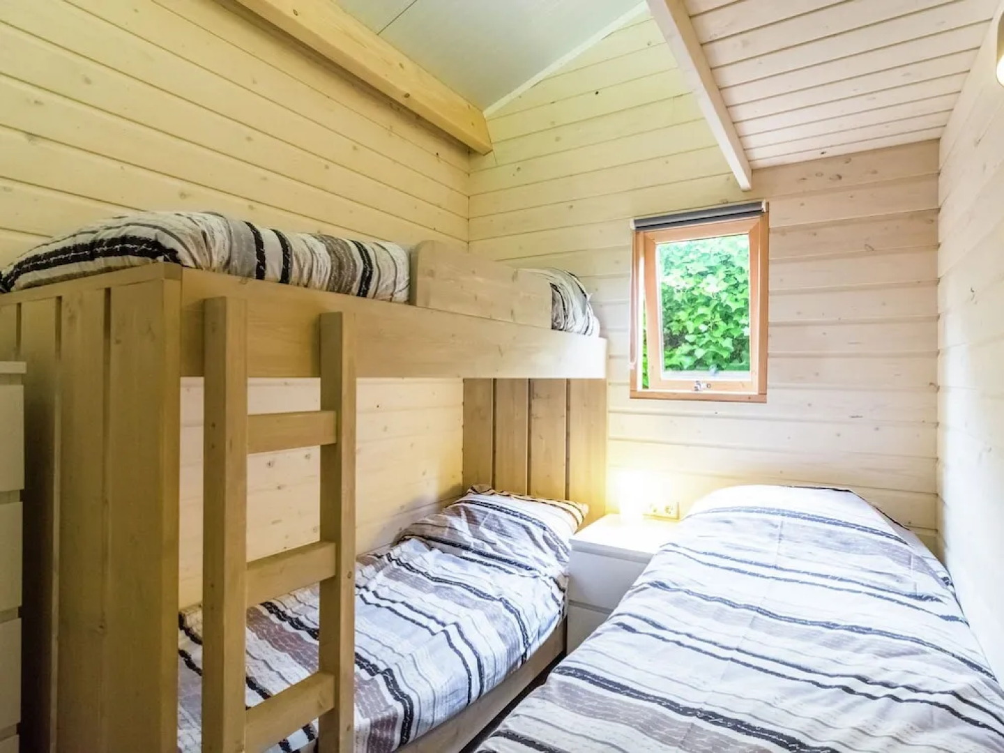 Modern Cabin Near Sea in Oosterend Terschelling
