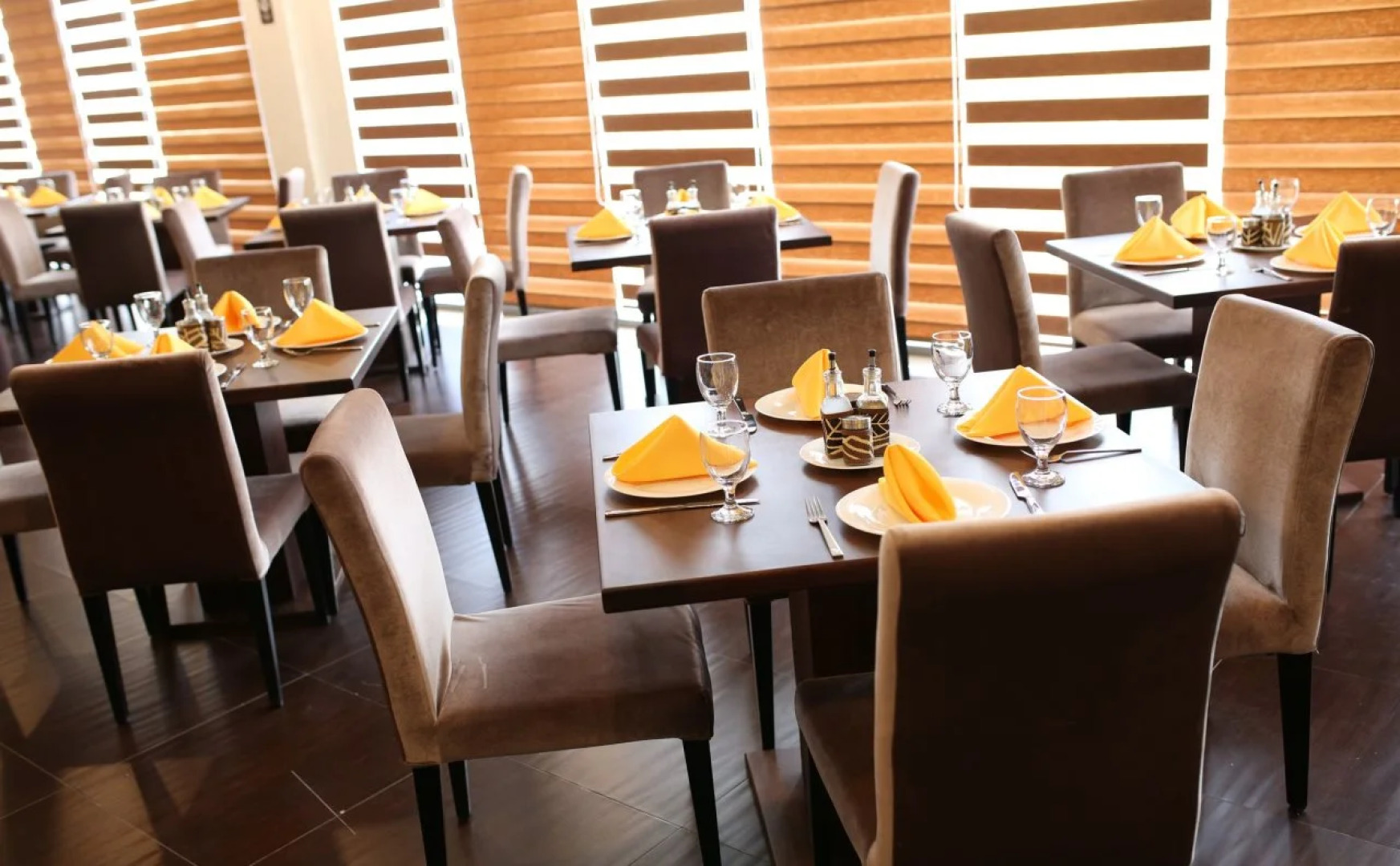 拉古娜圣罗莎阳光宾馆(Sunlight Guest Hotel Sta. Rosa Laguna)