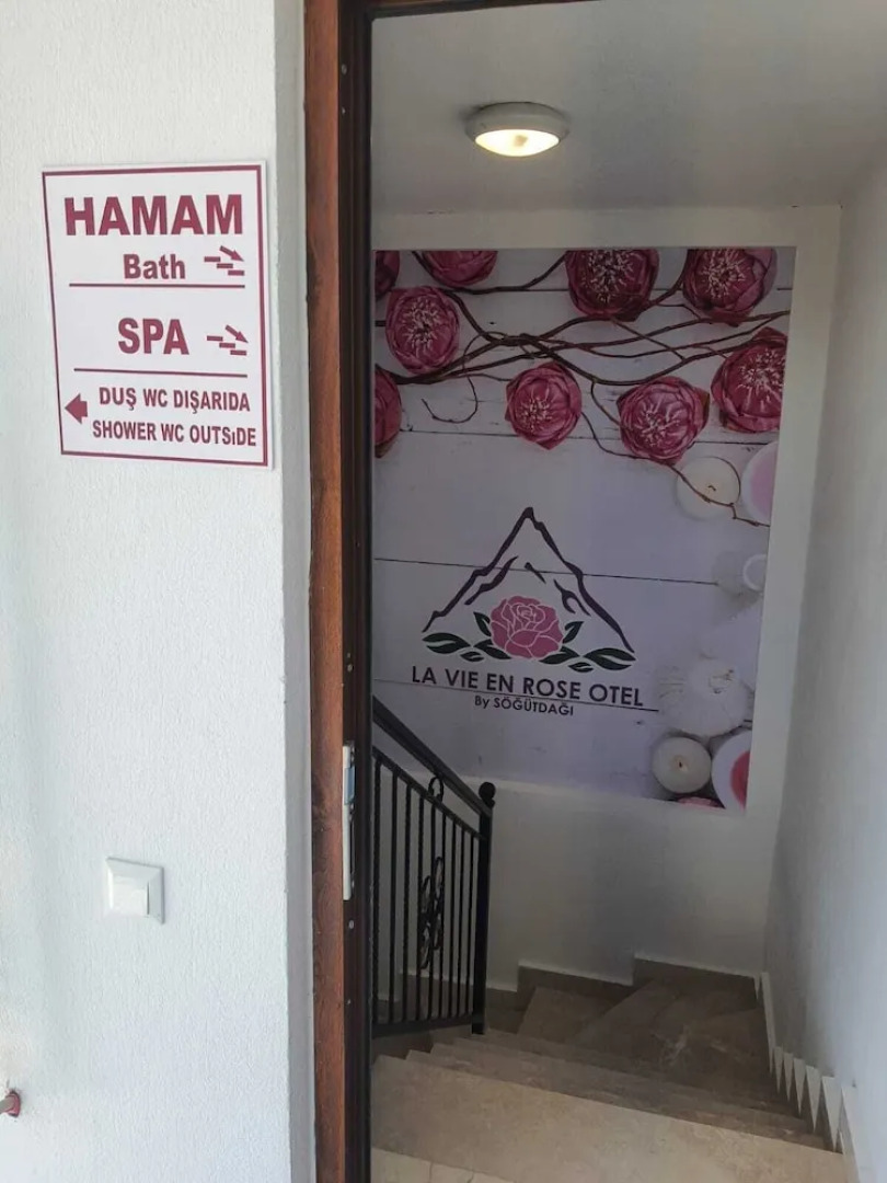 La Vie En Rose Otel by Söğütdağı