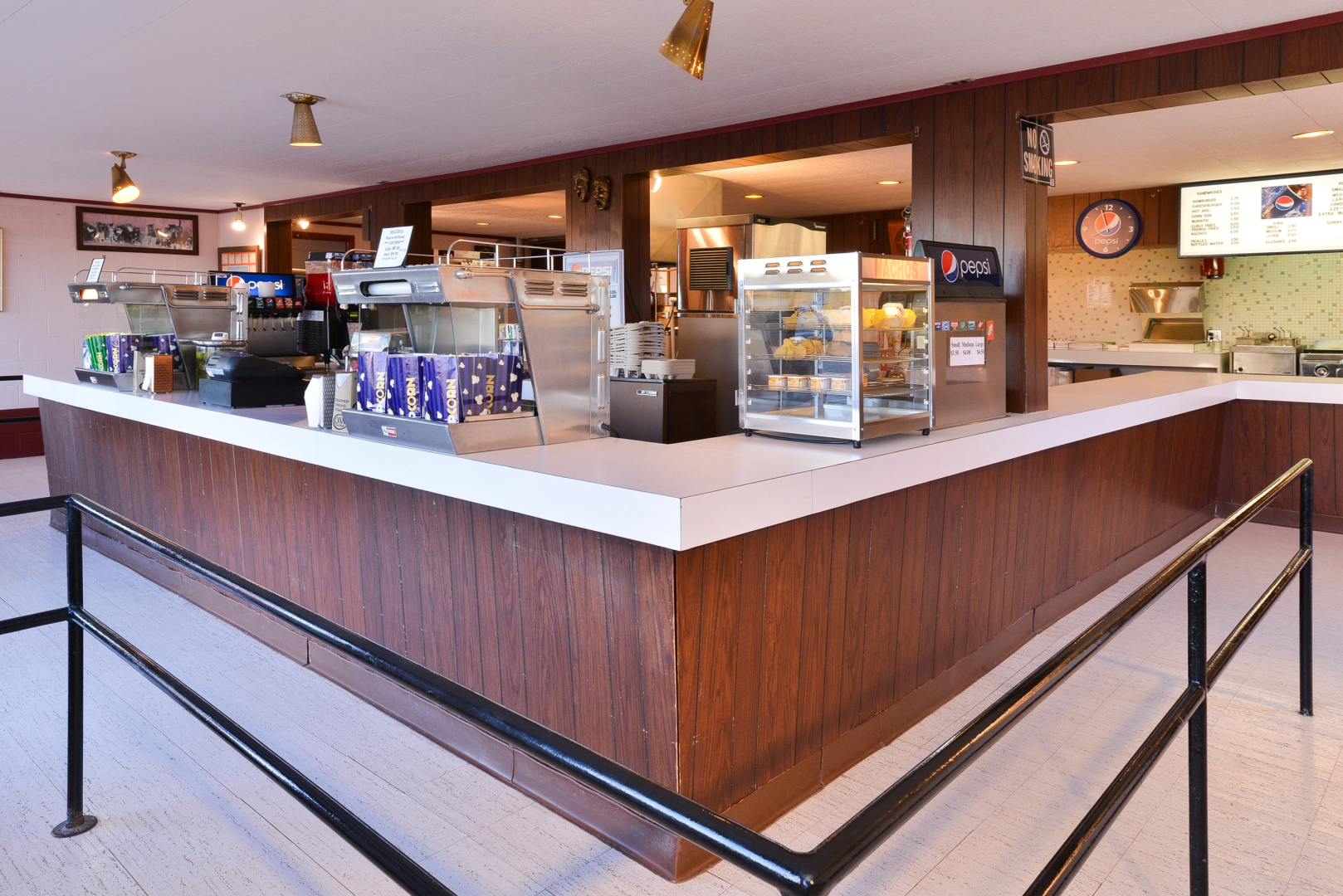 Best Western Movie Manor